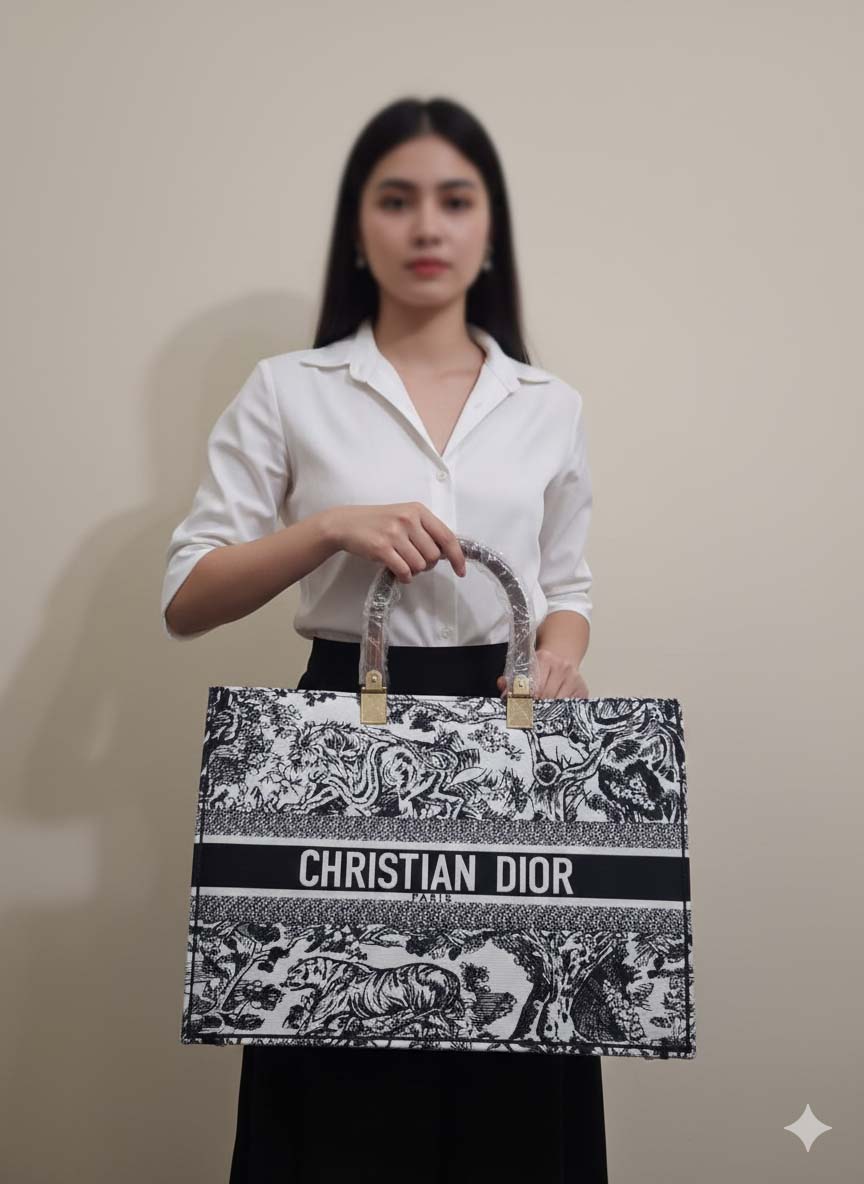 Christan Dior Ladies Bag